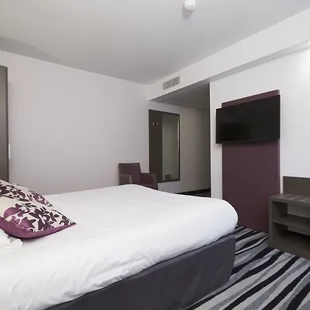 Sure By Western Hotel 3*