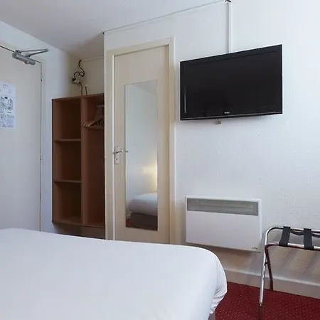 Hotel Sure By Western 3*